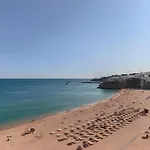 Center דירה *