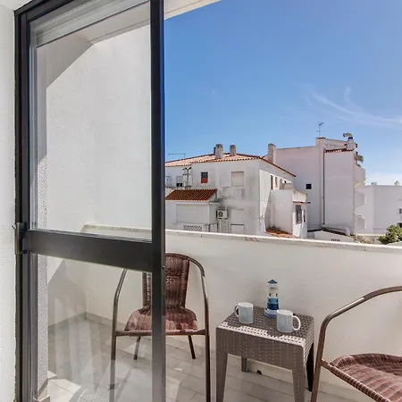 Center * אלבופיירה